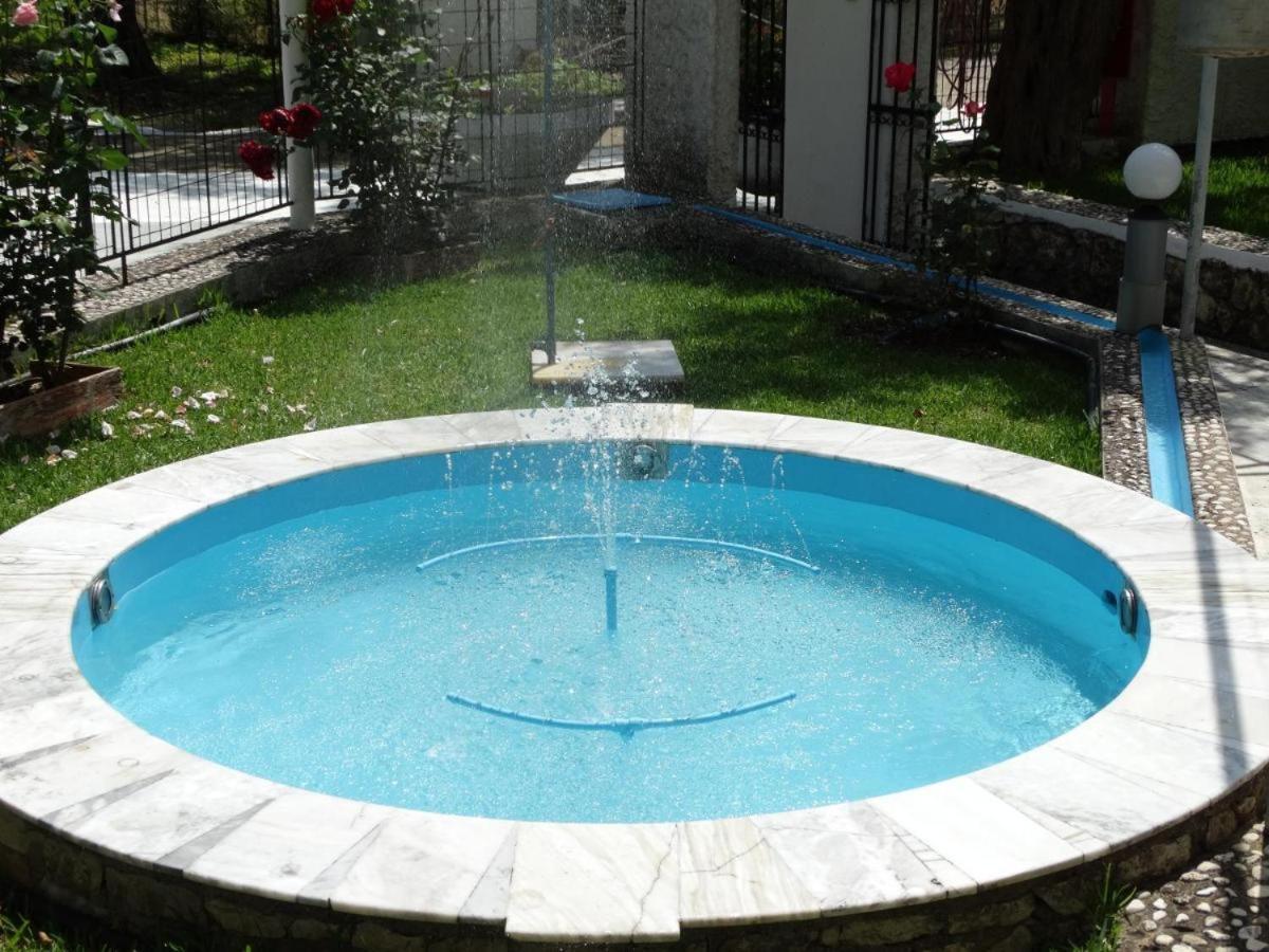 Margarita Apartments Никиана Экстерьер фото
