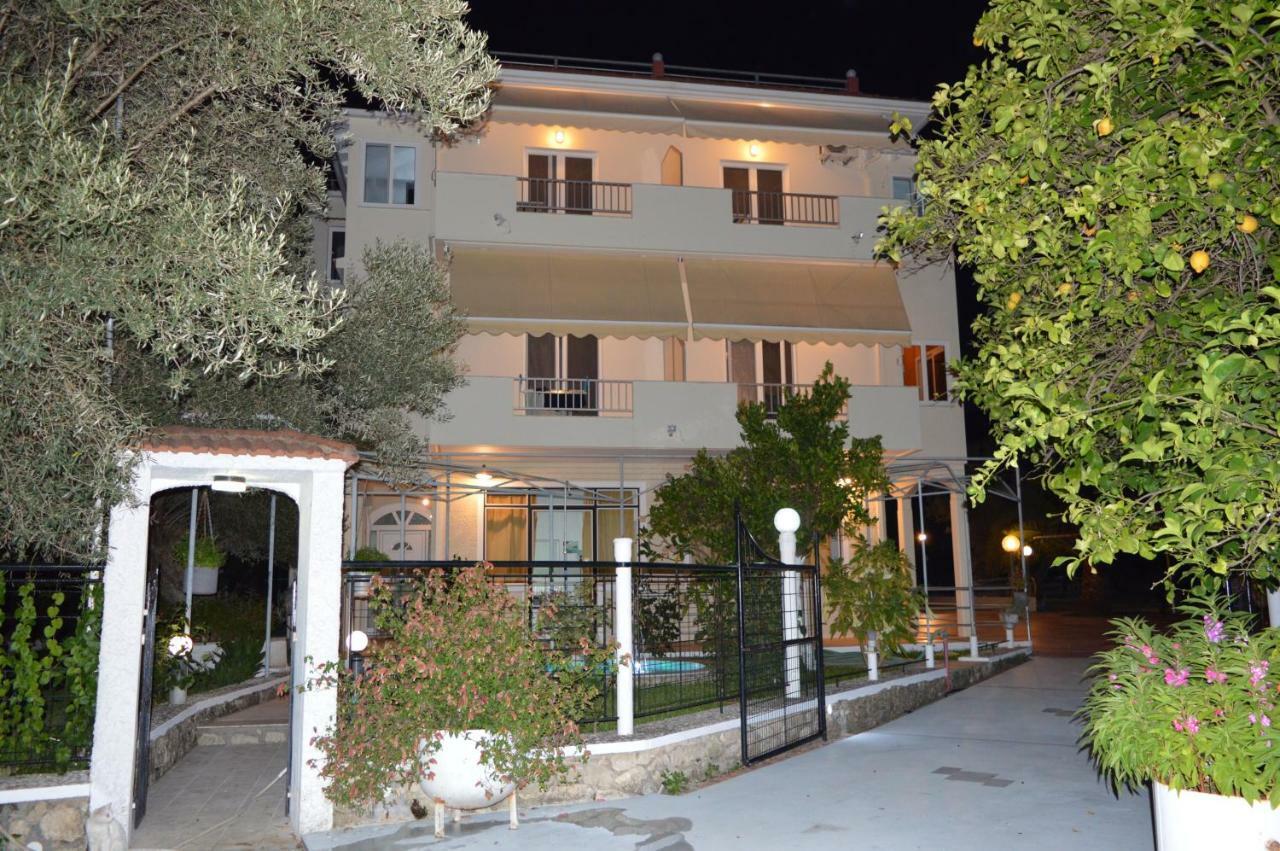 Margarita Apartments Никиана Экстерьер фото